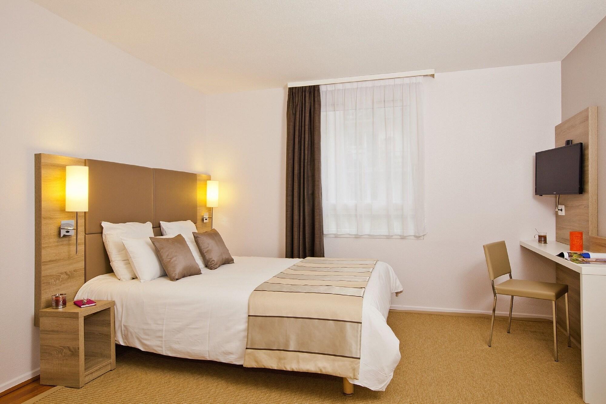 Séjours&Affaires Strasbourg Kleber Exterior foto
